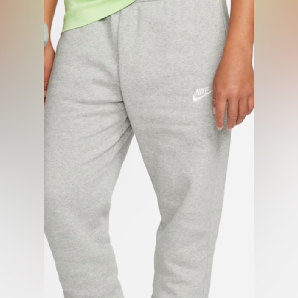 Nike Grey Heavyweight sweatpants